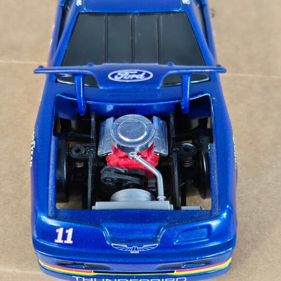Rare Brett Bodine #11 Lowe's 1995 Thunderbird Diecast Race Car Bank with Key - Picture 6 of 8